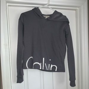 Cropped Calvin Klein sweatshirt